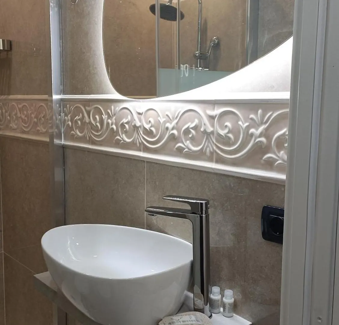 House 4 Mori Hotel Rome Guest house