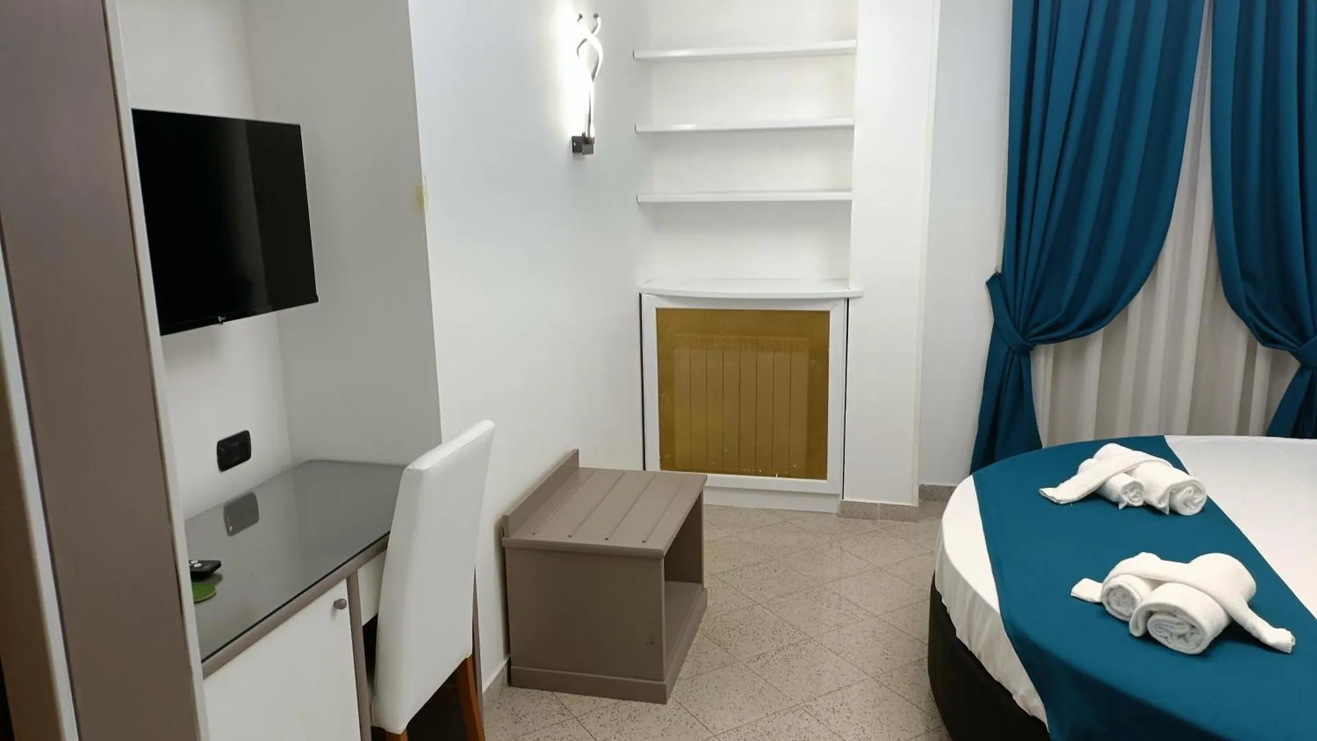 House 4 Mori Hotel Rome