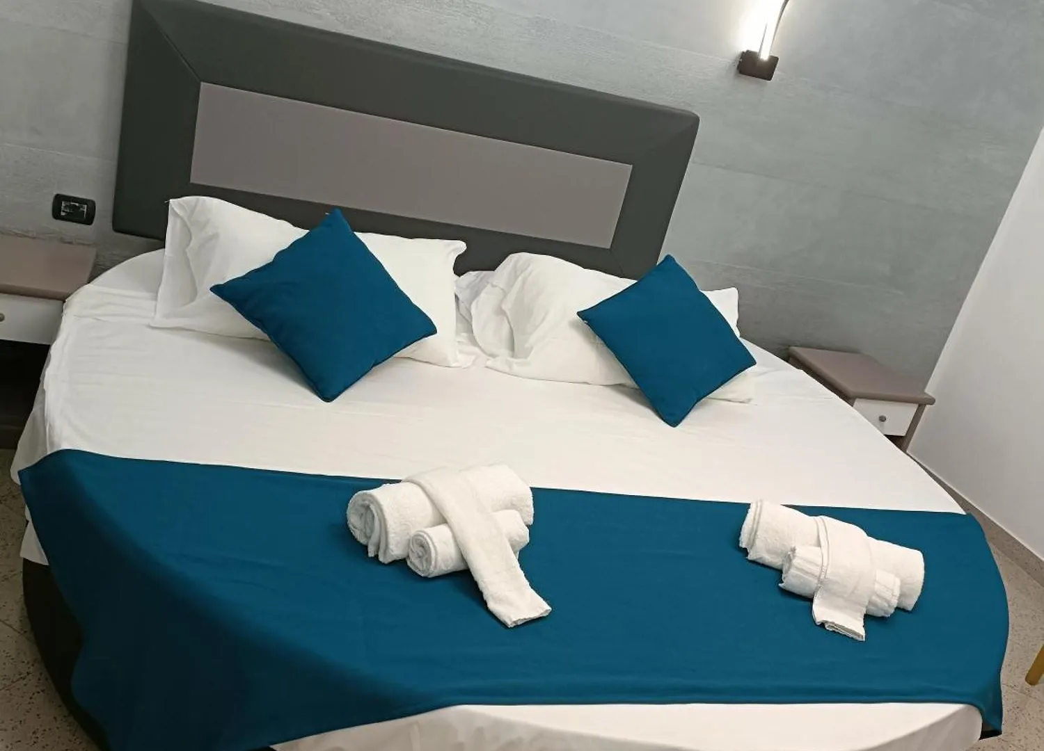House 4 Mori Hotel Rome