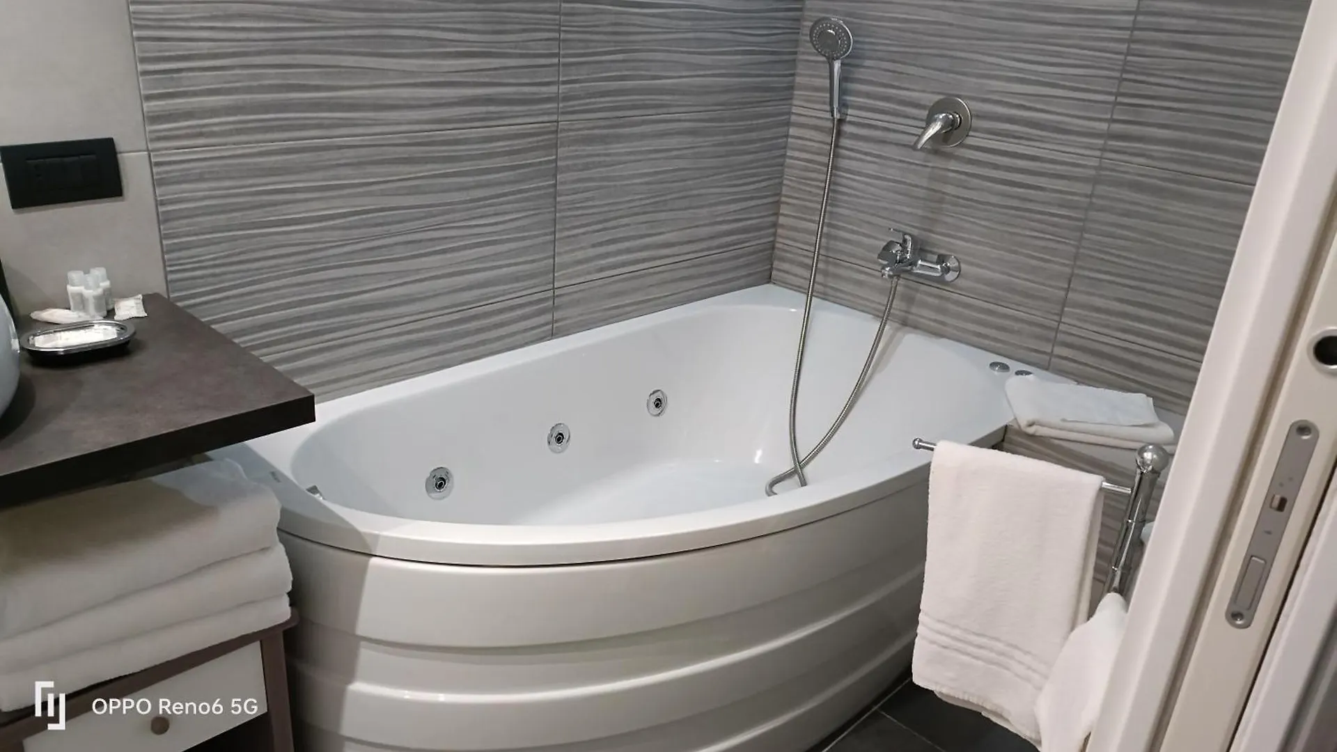 House 4 Mori Hotel Rome Guest house